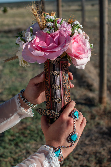 Queen of Hearts Bouquet Wrap