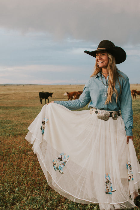 Nashville Skirt– Iz and Oak Western Couture - Main Image